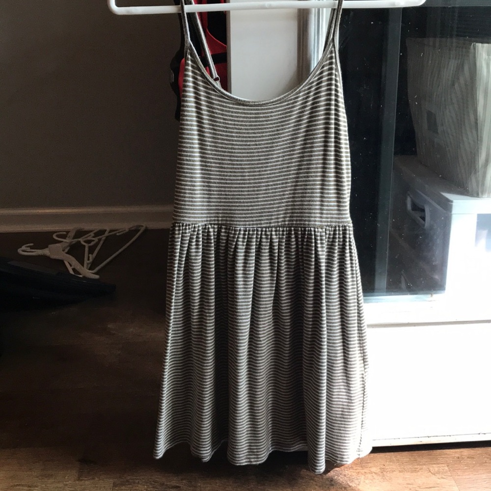 Forever 21 simple summer dress